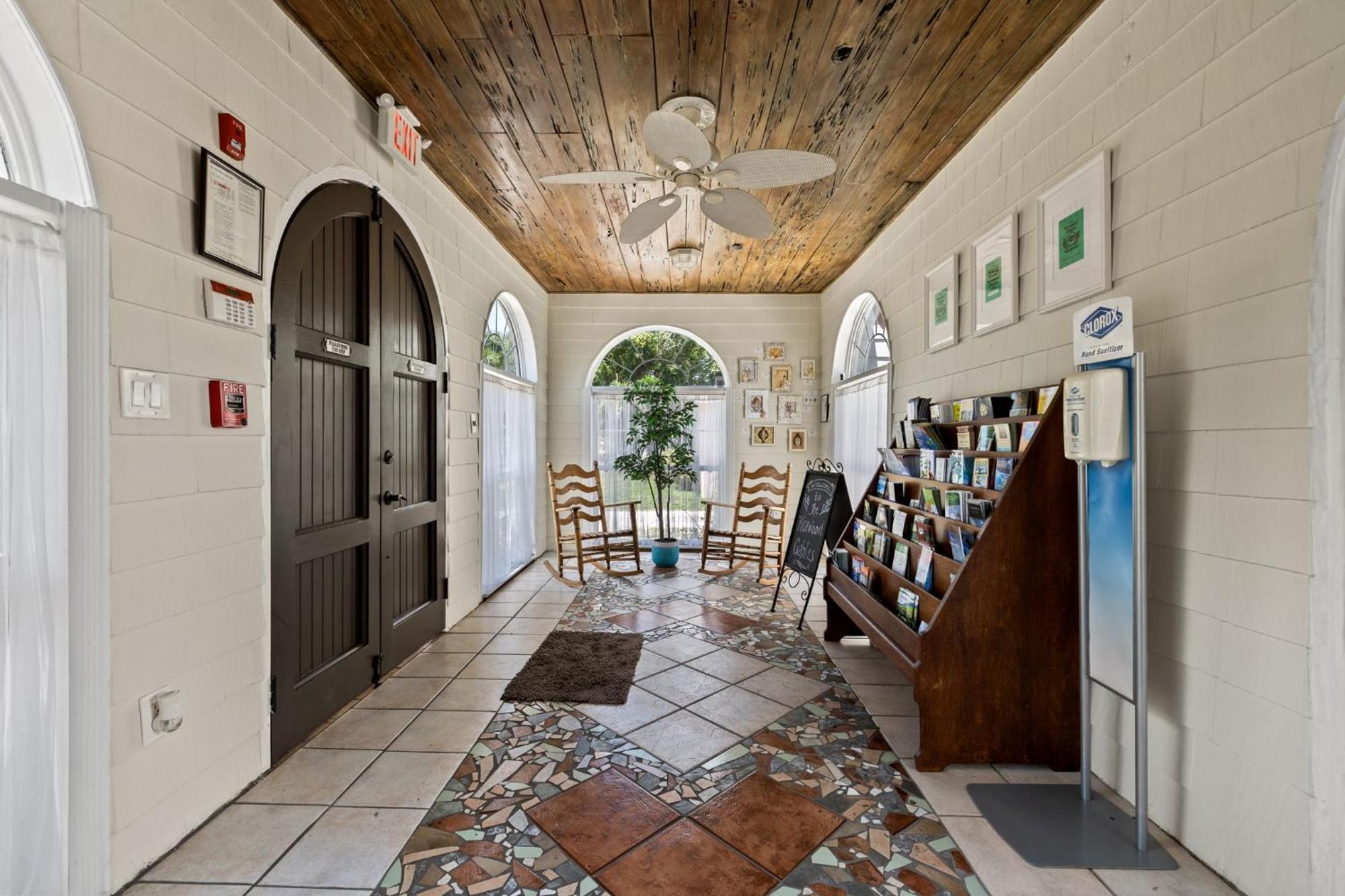 Bed and Breakfast The Kenwood Gables St. Petersburg Esterno foto