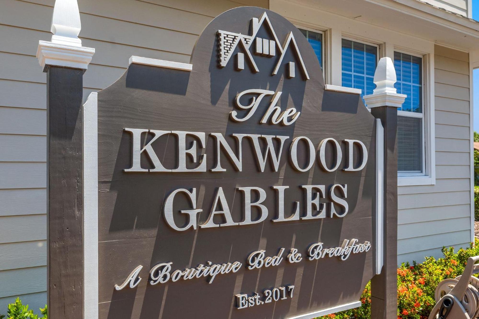 Bed and Breakfast The Kenwood Gables St. Petersburg Esterno foto